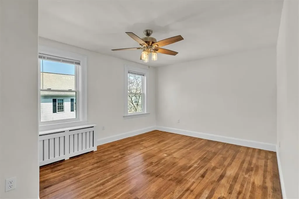 32 Summer Street Woonsocket RI 02895