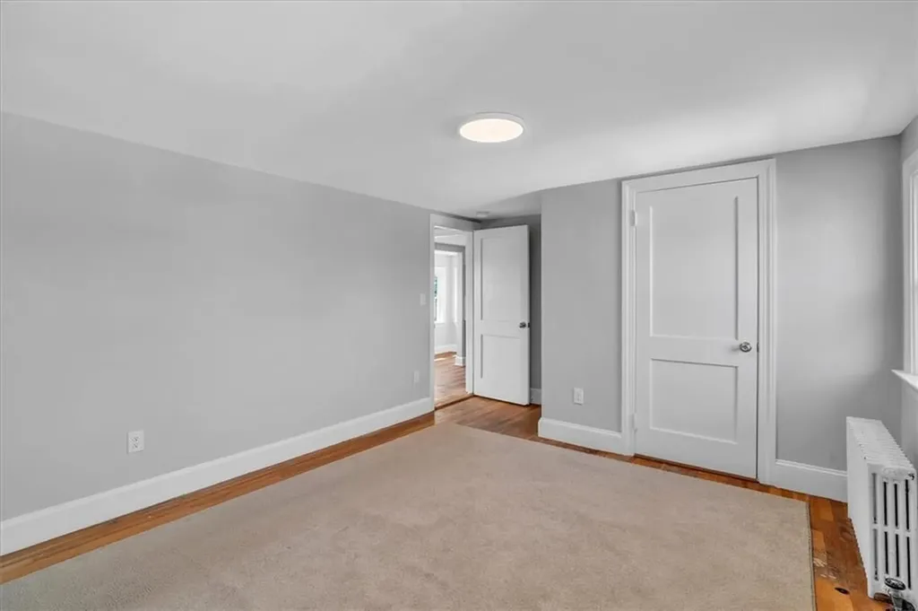 32 Summer Street Woonsocket RI 02895