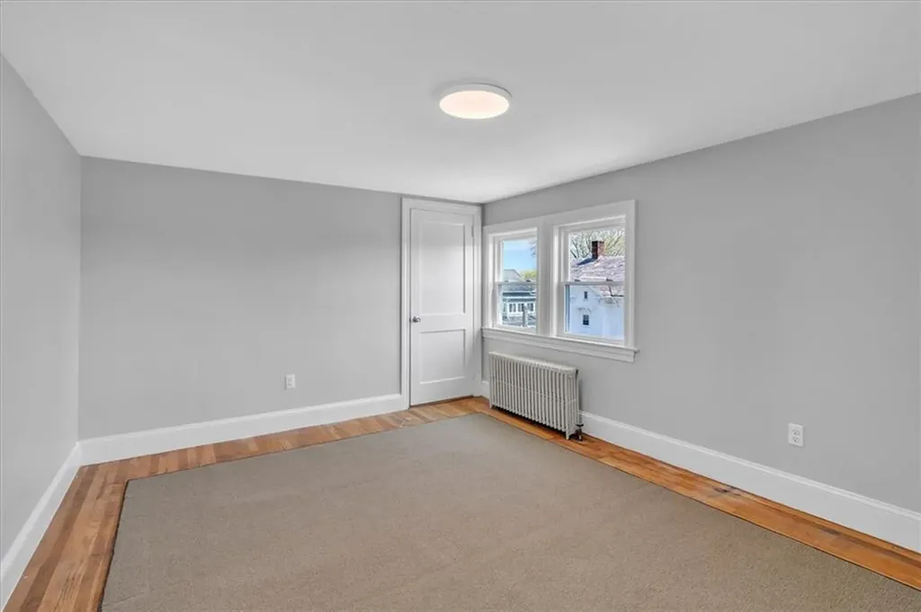 32 Summer Street Woonsocket RI 02895