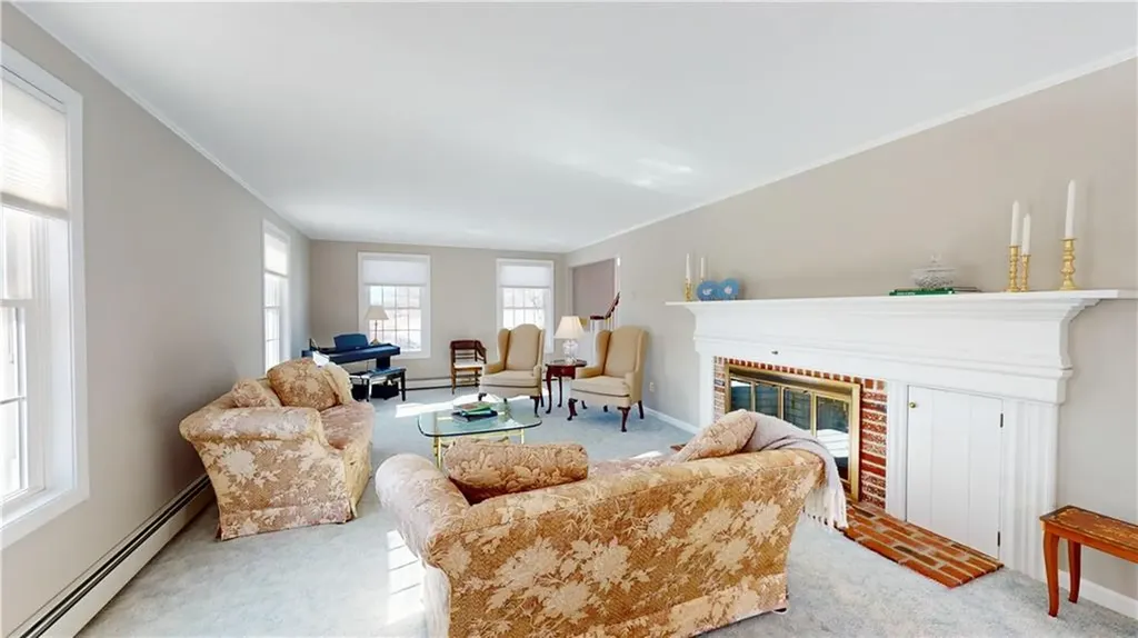 410 Wandsworth Street Narragansett RI 02882