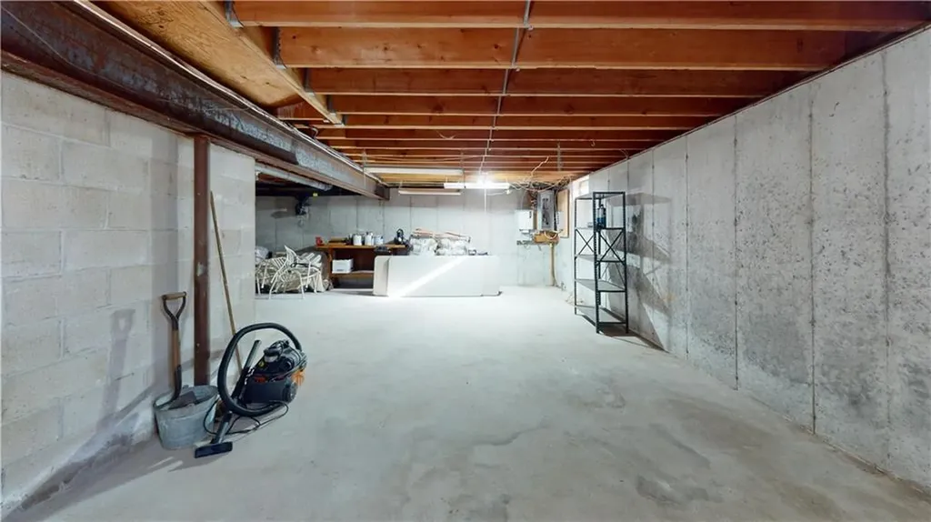 410 Wandsworth Street Narragansett RI 02882