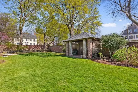 221 Hope Street Bristol RI 02809