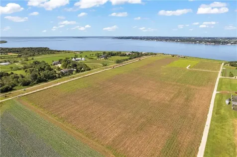 11 Ferolbink Way Little Compton RI 02837