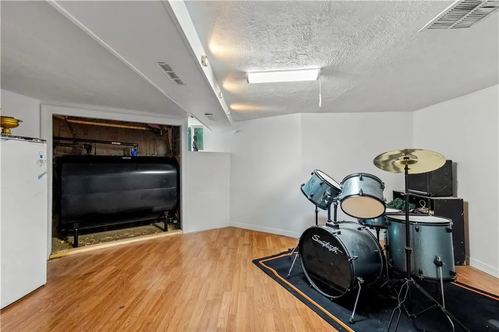 26 Whipple Avenue Cranston RI 02920