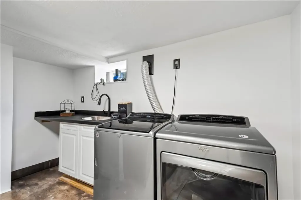 26 Whipple Avenue Cranston RI 02920