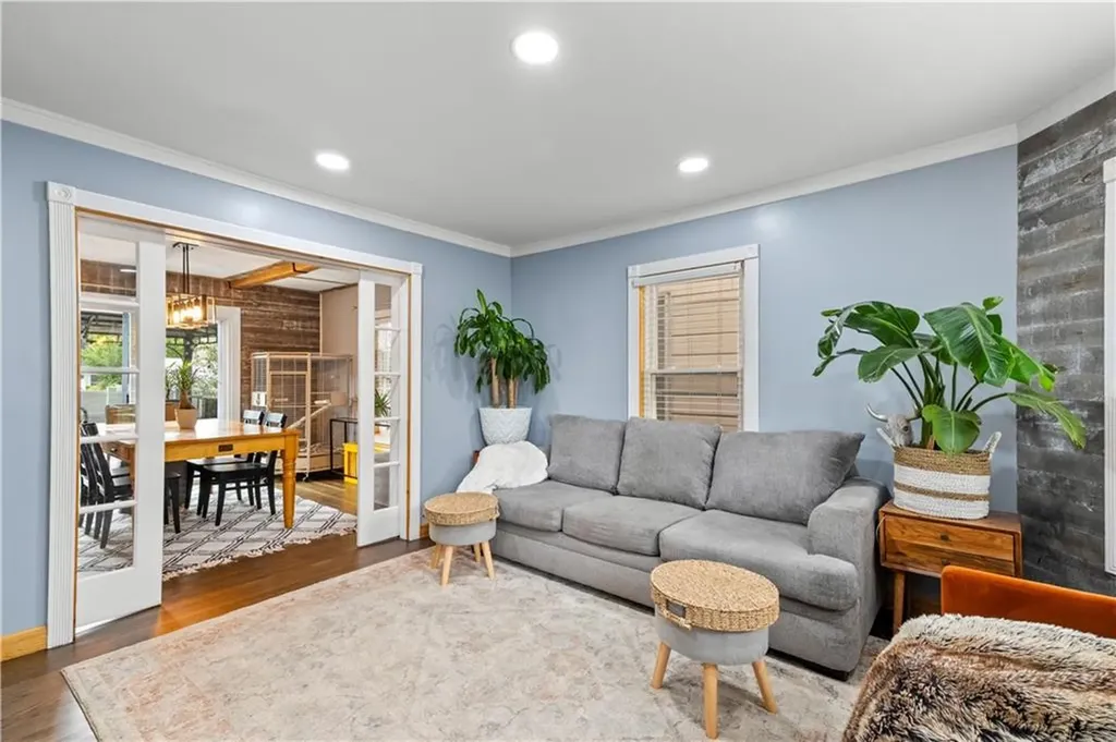 26 Whipple Avenue Cranston RI 02920