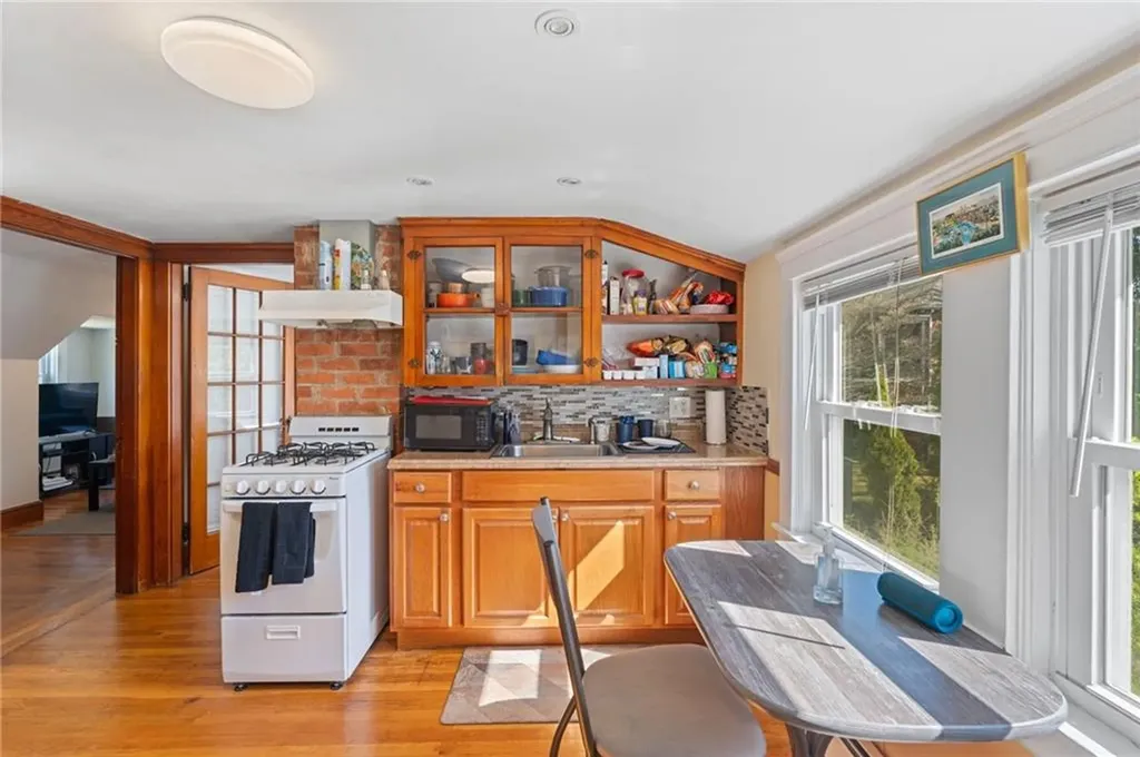 31 Walter Street Barrington RI 02806