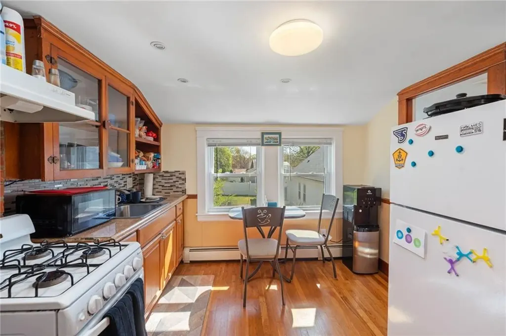 31 Walter Street Barrington RI 02806