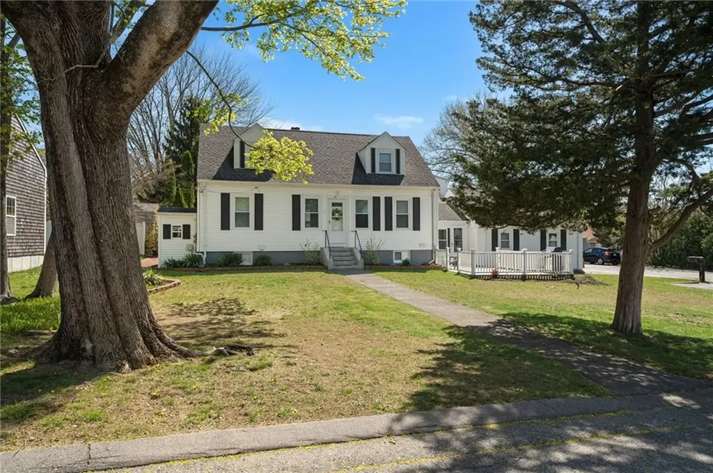 31 Walter Street Barrington RI 02806