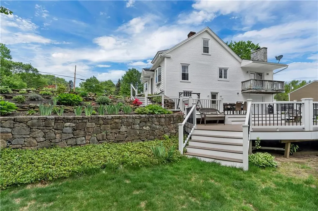 531 Putnam Pike Smithfield RI 02828