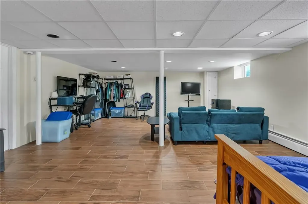 531 Putnam Pike Smithfield RI 02828