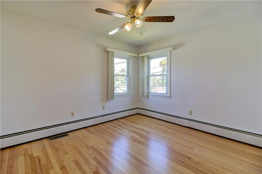 21 Boundary Avenue Johnston RI 02919