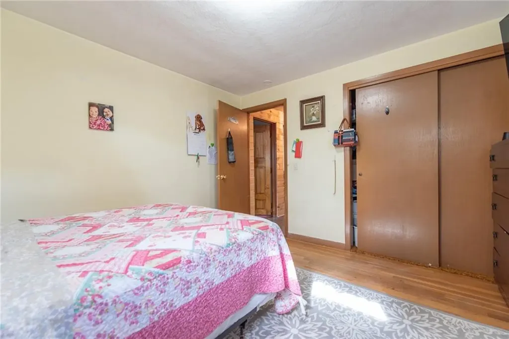 16 Vaughan Street Providence RI 02904