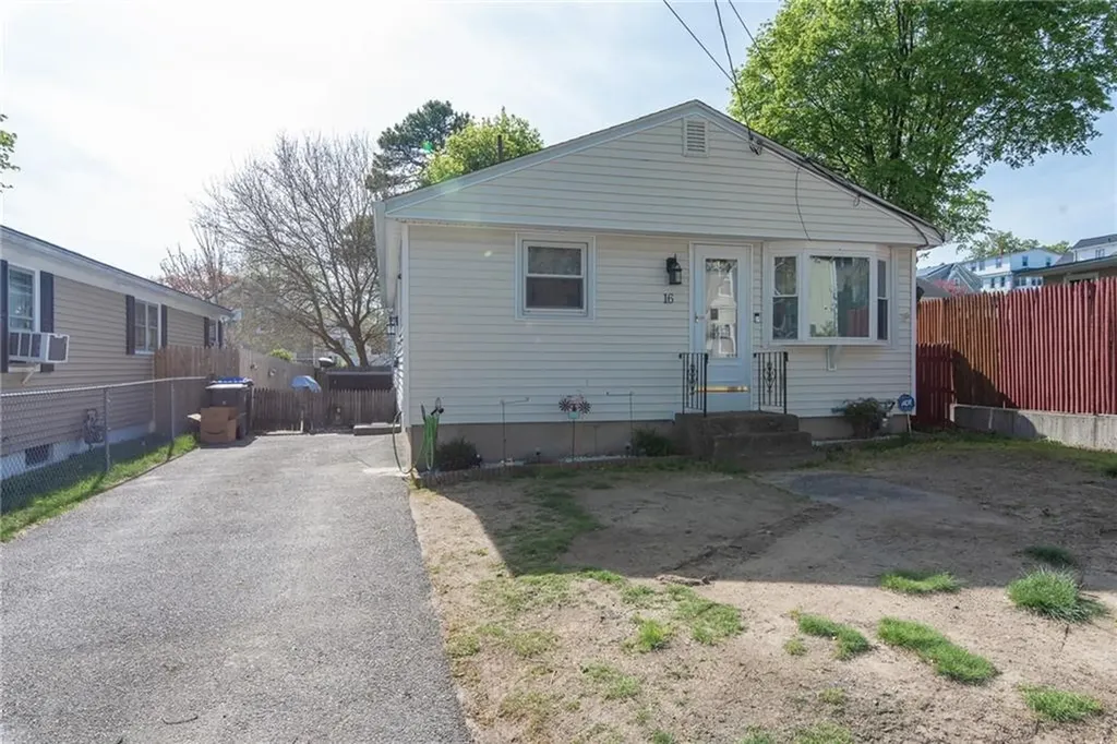 16 Vaughan Street Providence RI 02904