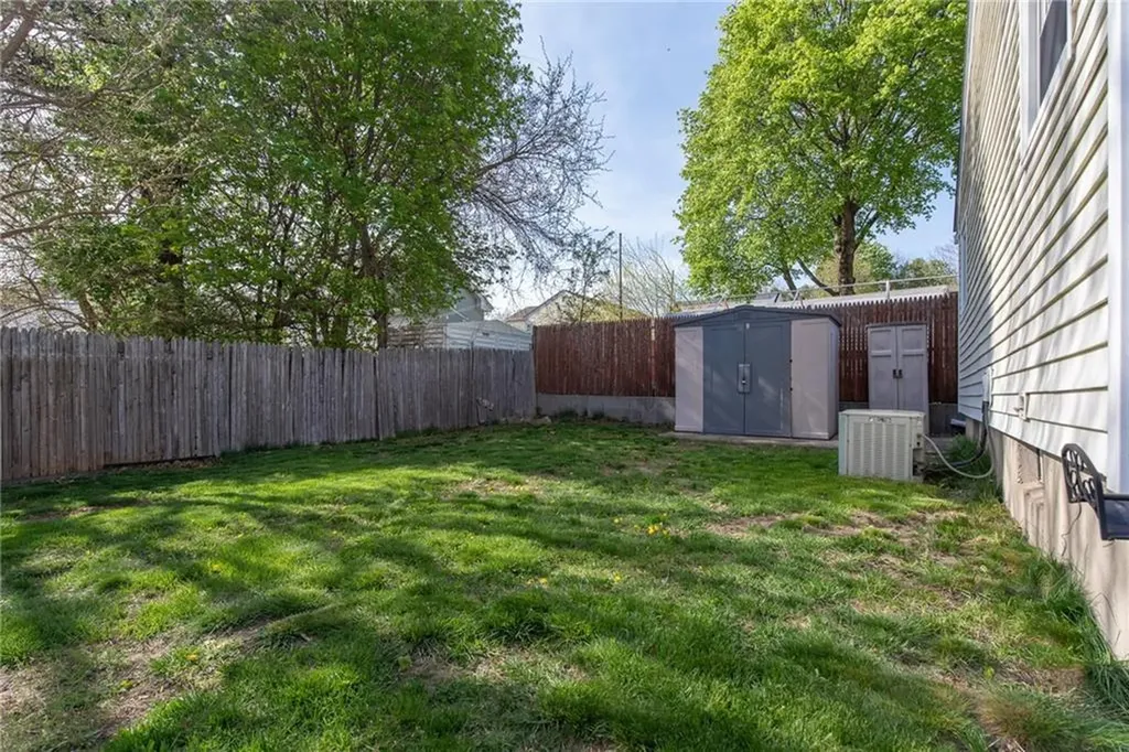 16 Vaughan Street Providence RI 02904