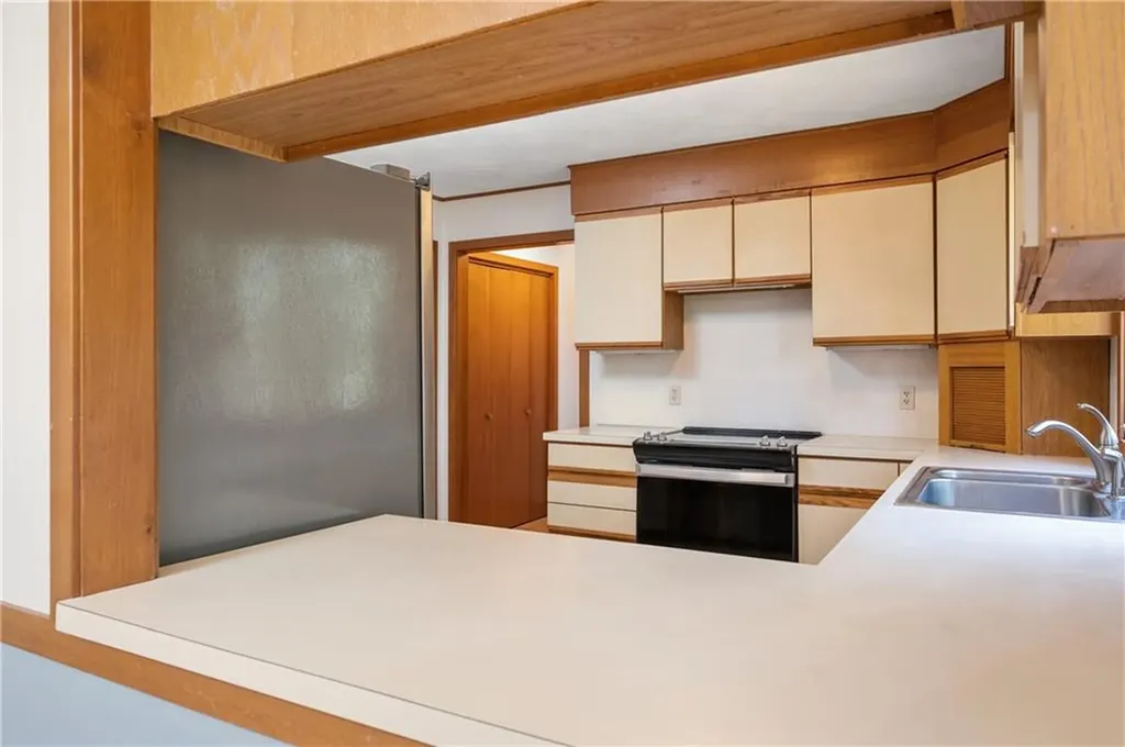 35 Candlewood Drive North Kingstown RI 02852