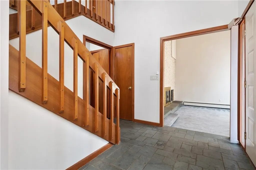 35 Candlewood Drive North Kingstown RI 02852