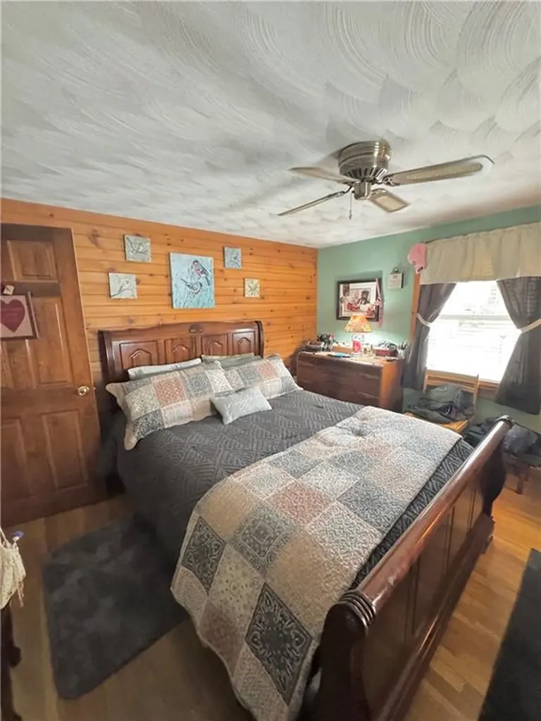 20 Pleasant Street Lincoln RI 02865