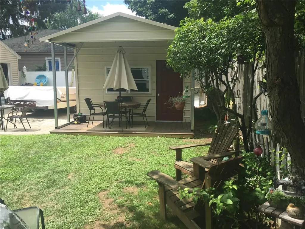 20 Pleasant Street Lincoln RI 02865
