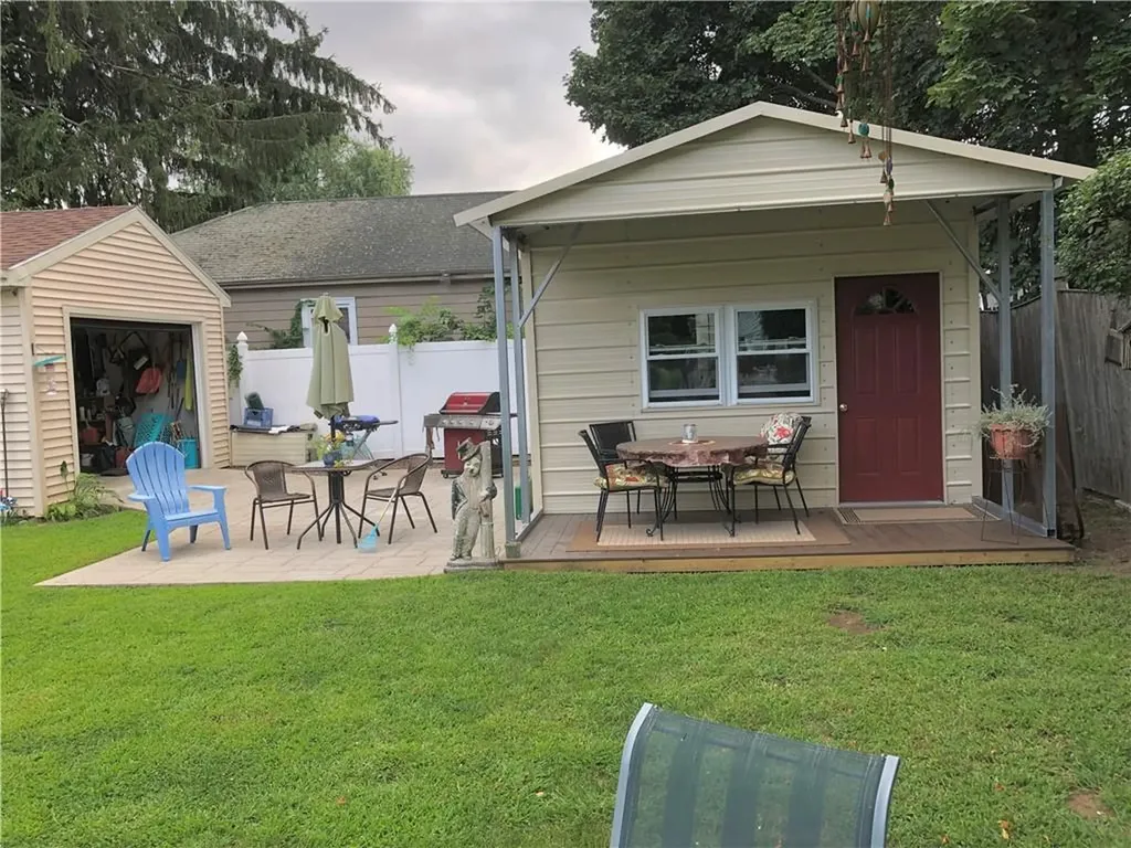 20 Pleasant Street Lincoln RI 02865