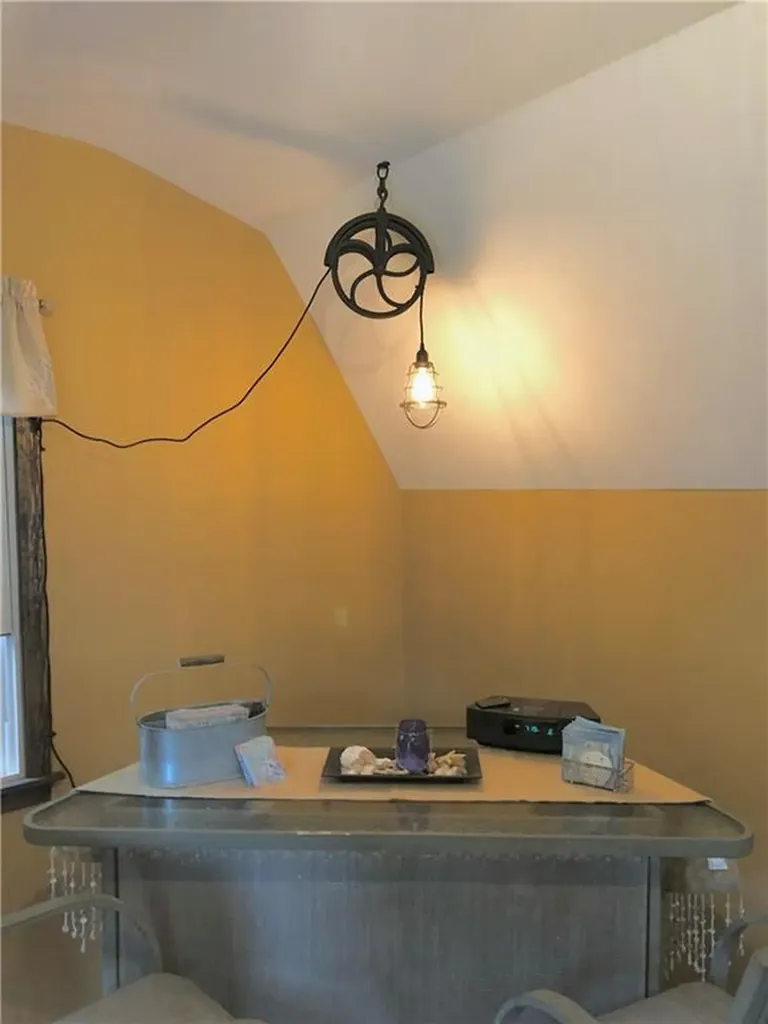 20 Pleasant Street Lincoln RI 02865