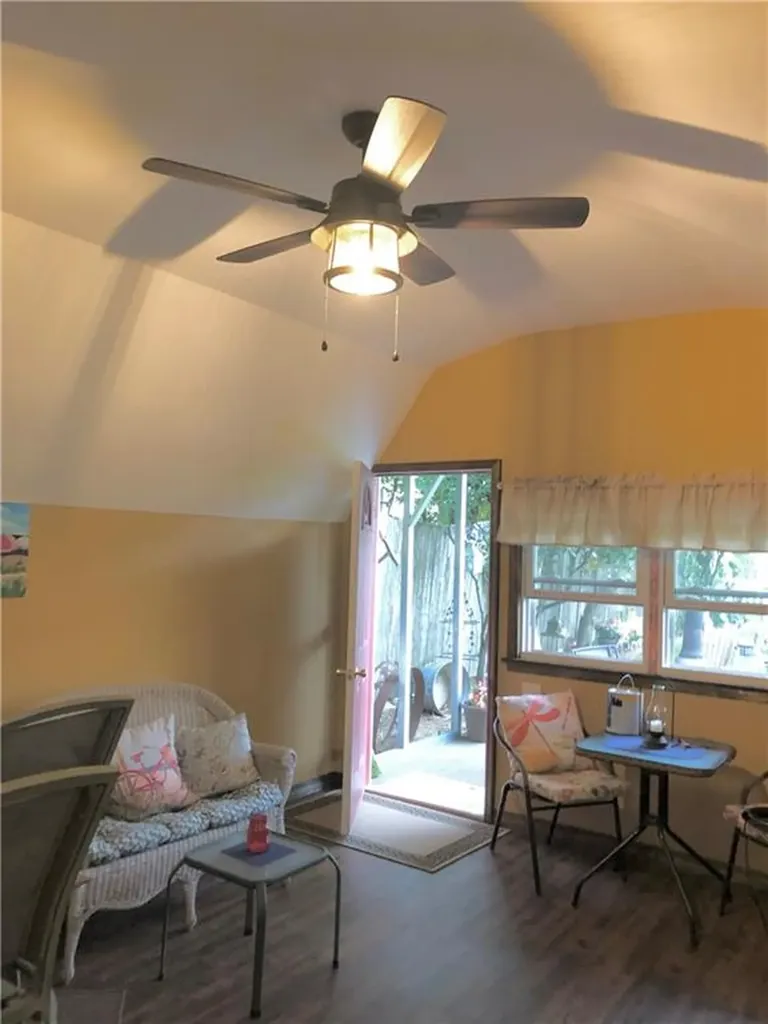 20 Pleasant Street Lincoln RI 02865