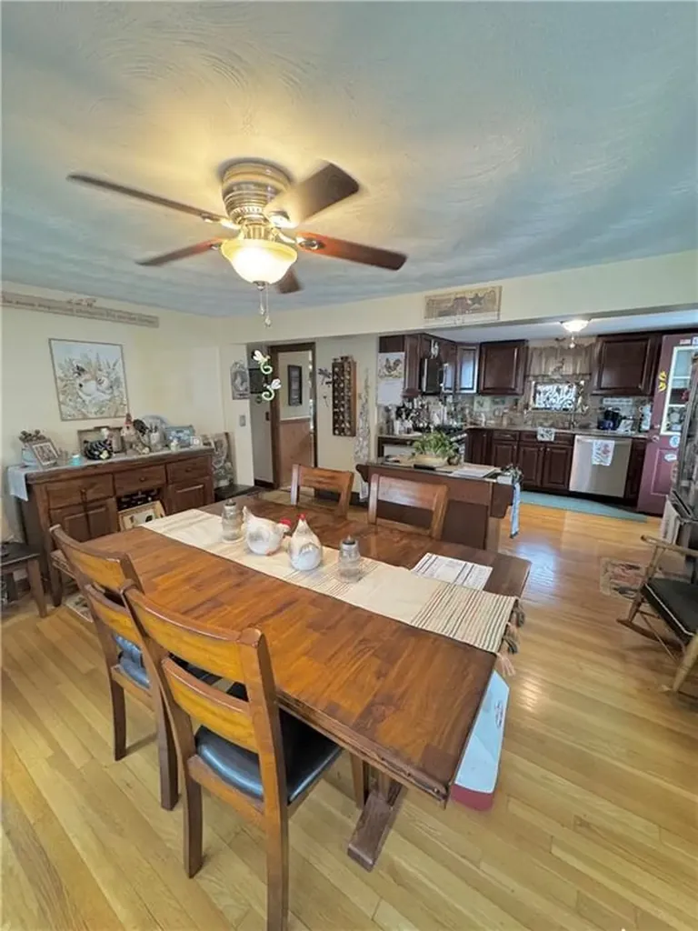 20 Pleasant Street Lincoln RI 02865