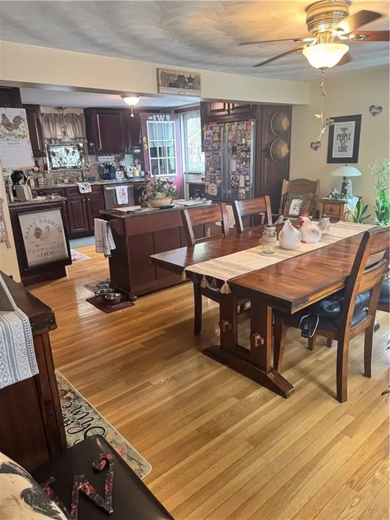 20 Pleasant Street Lincoln RI 02865