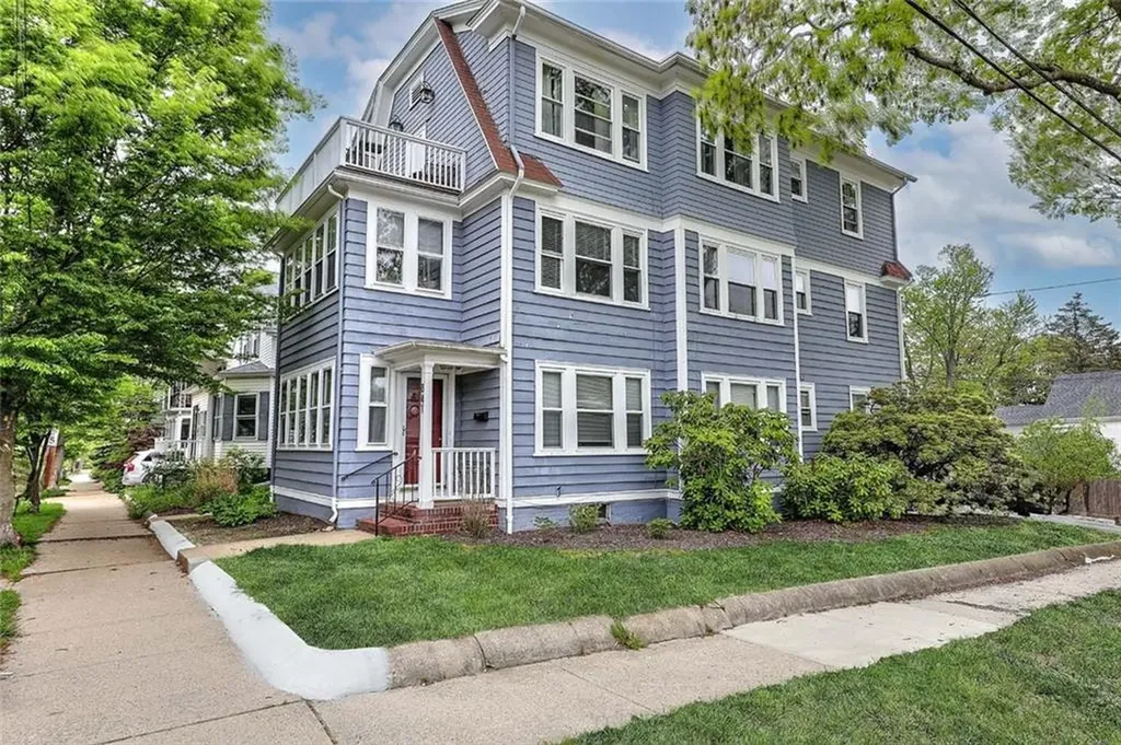 843 Hope Street Providence RI 02906