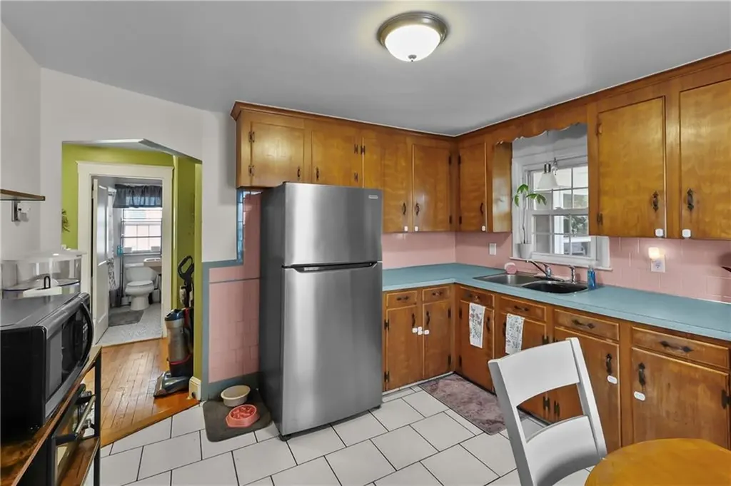 57 Clinton Street Pawtucket RI 02861