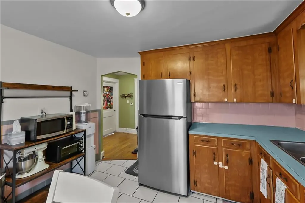57 Clinton Street Pawtucket RI 02861