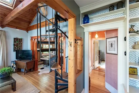 195 Brightridge Avenue East Providence RI 02914