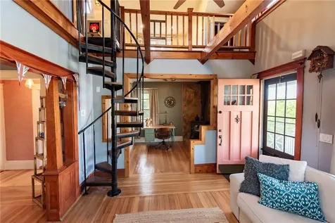 195 Brightridge Avenue East Providence RI 02914