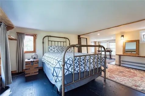 195 Brightridge Avenue East Providence RI 02914