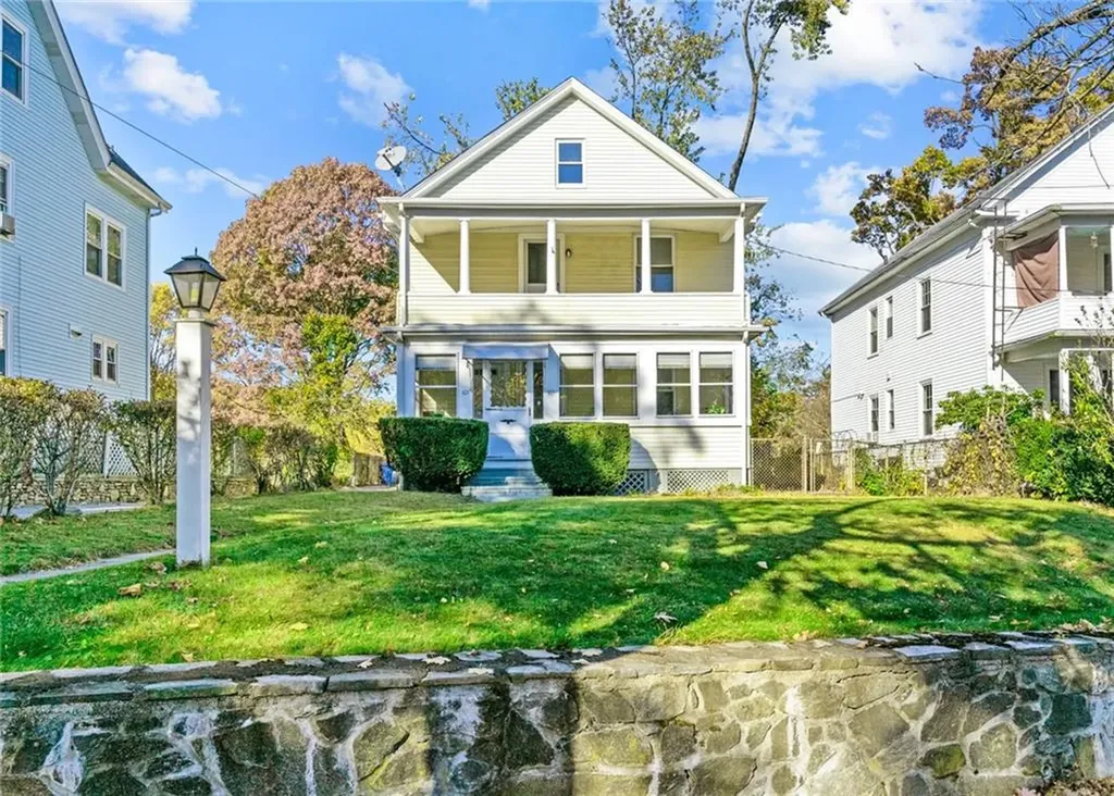 103 105 Grand Avenue Cranston RI 02905