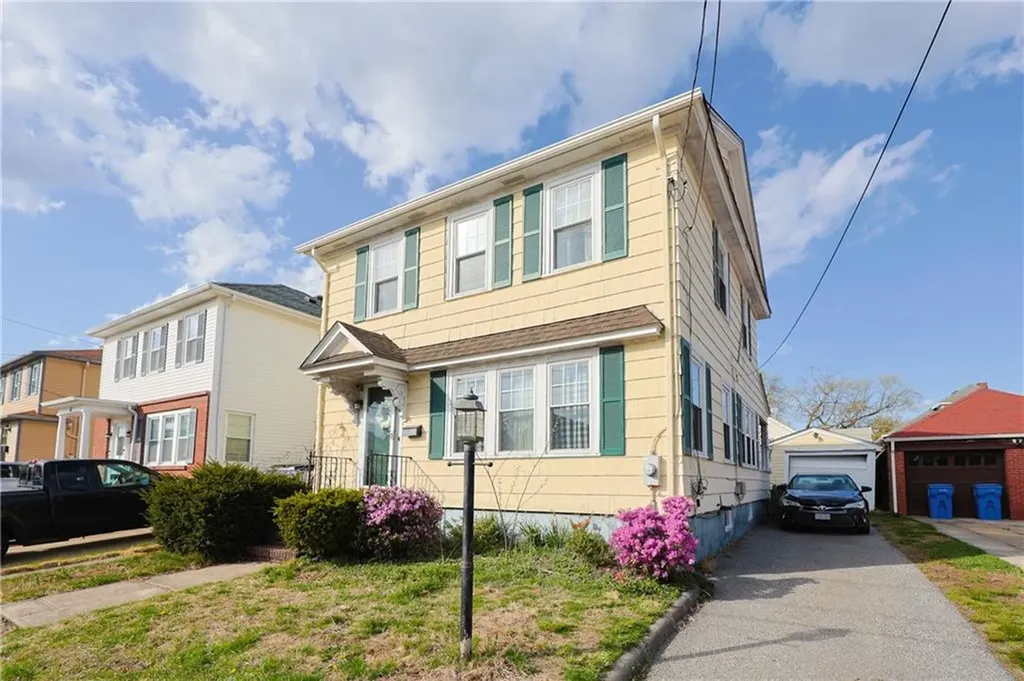 41 Melrose Street Cranston RI 02910