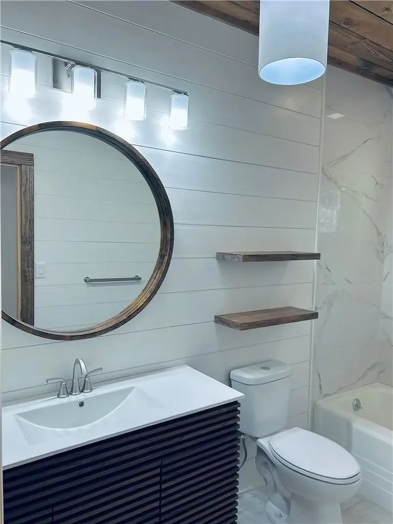 72 Overlea Road North Smithfield RI 02896