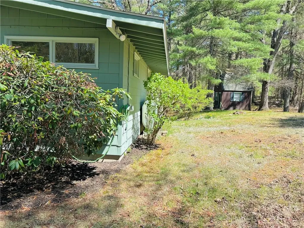 72 Overlea Road North Smithfield RI 02896