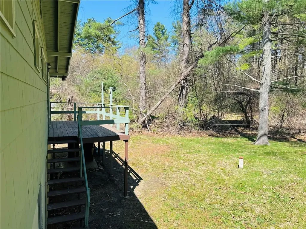 72 Overlea Road North Smithfield RI 02896