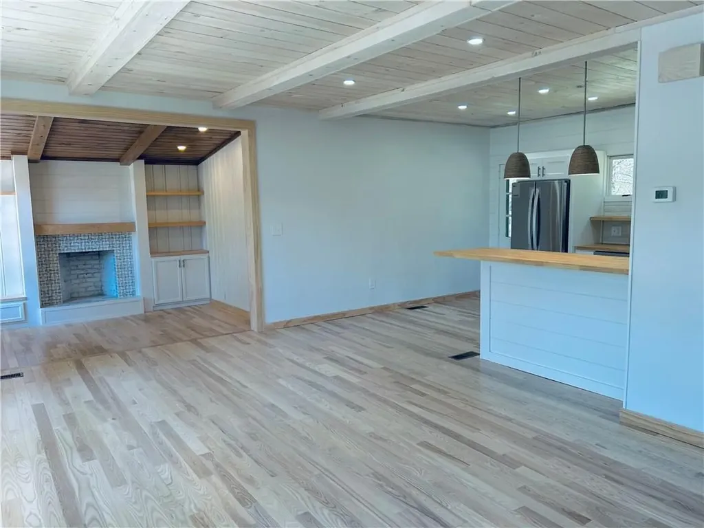 72 Overlea Road North Smithfield RI 02896