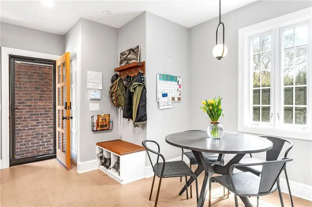 70 Dryden Avenue Pawtucket RI 02860