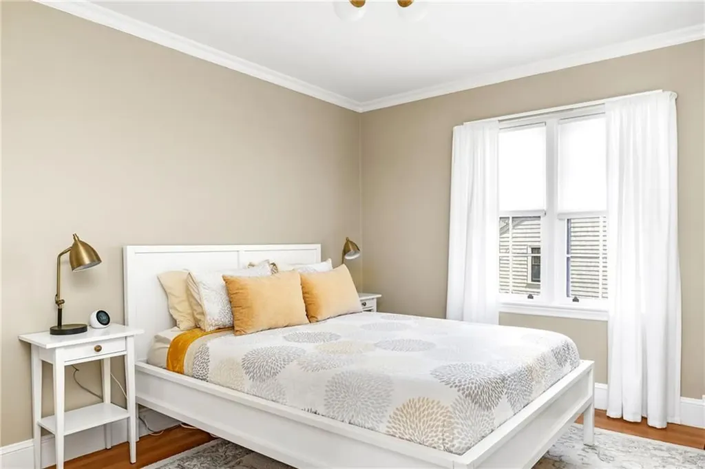 70 Dryden Avenue Pawtucket RI 02860