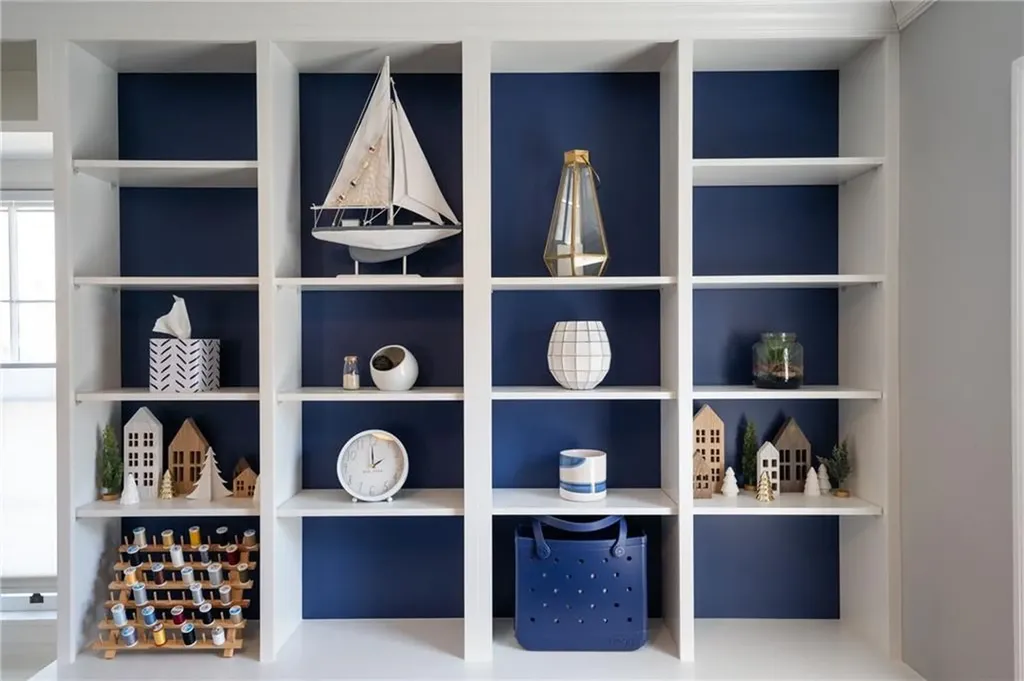 70 Dryden Avenue Pawtucket RI 02860