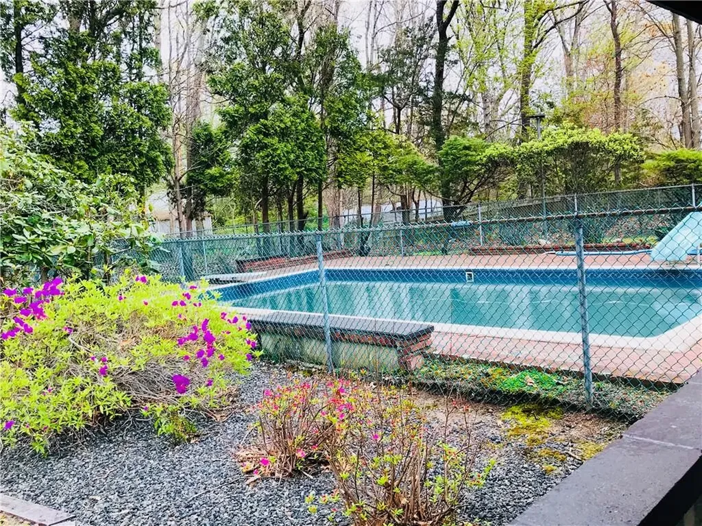 1195 Centerville Road Warwick RI 02886