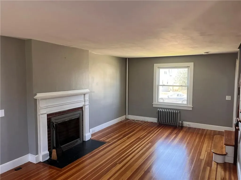 24 George Street Westerly RI 02891