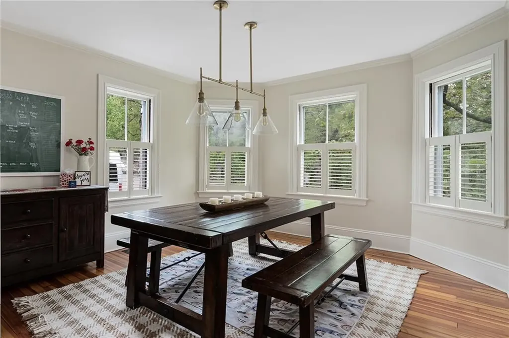690 Angell Street Providence RI 02906