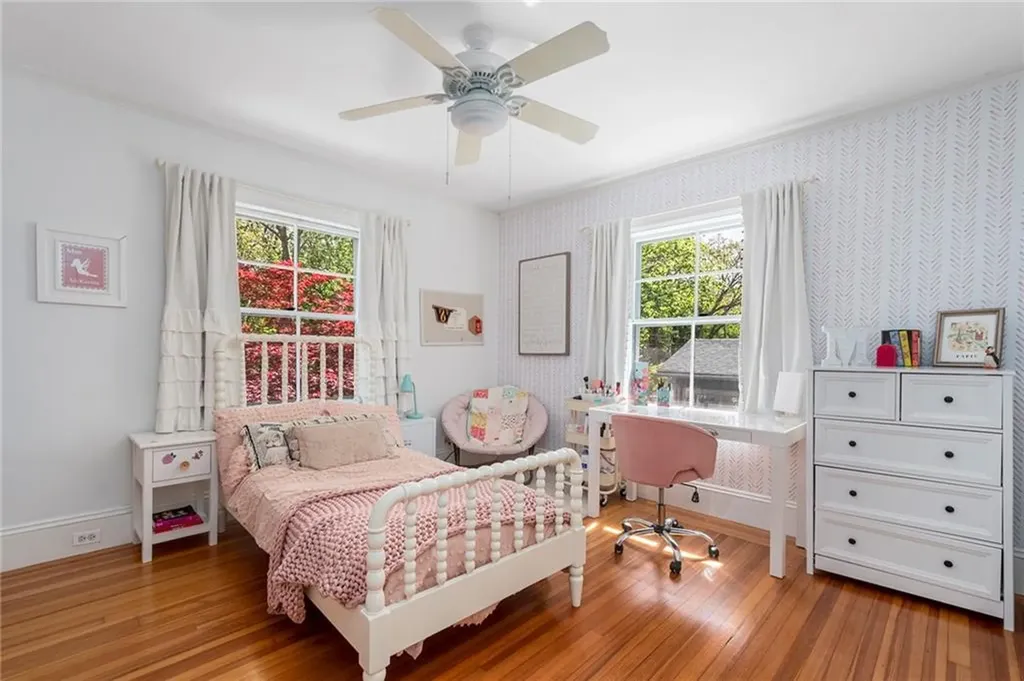 690 Angell Street Providence RI 02906