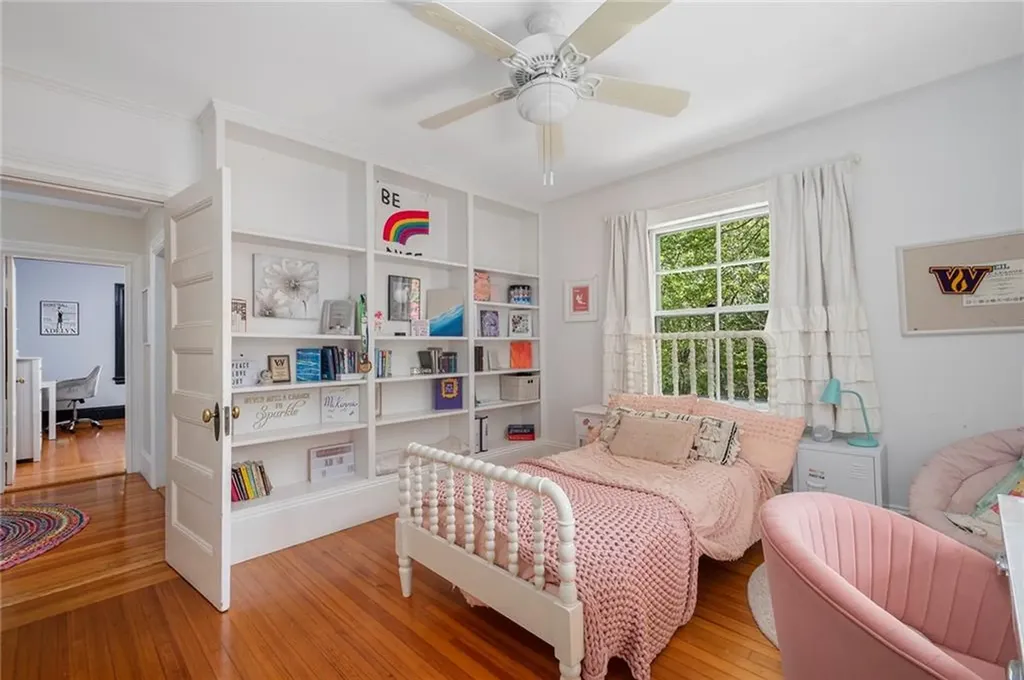690 Angell Street Providence RI 02906