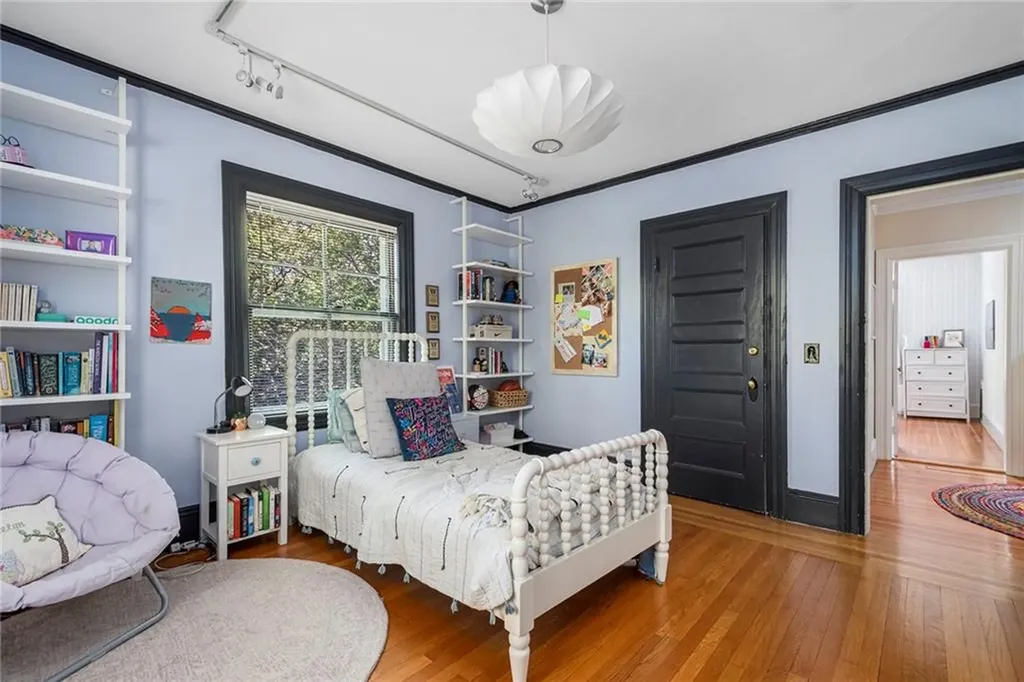 690 Angell Street Providence RI 02906