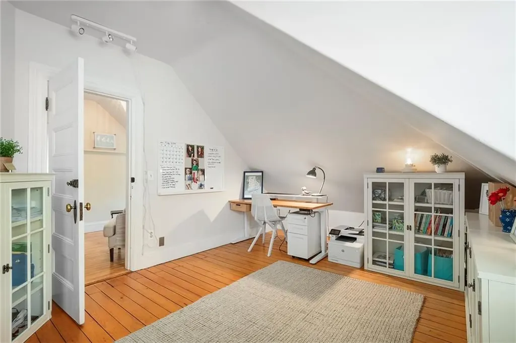 690 Angell Street Providence RI 02906